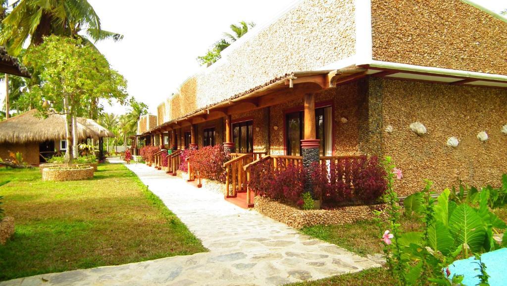 Cooper'S Beach Resort Lucbuan Eksteriør bilde