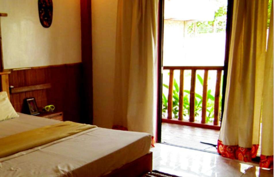 Cooper'S Beach Resort Lucbuan Rom bilde